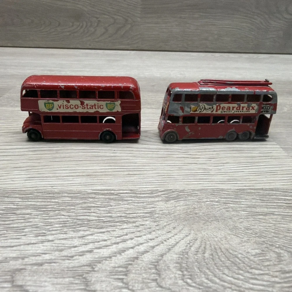 VTG Matchbox Lesney No.5  Red Routemaster London Bus BP Visco-Static #56 Trolly
